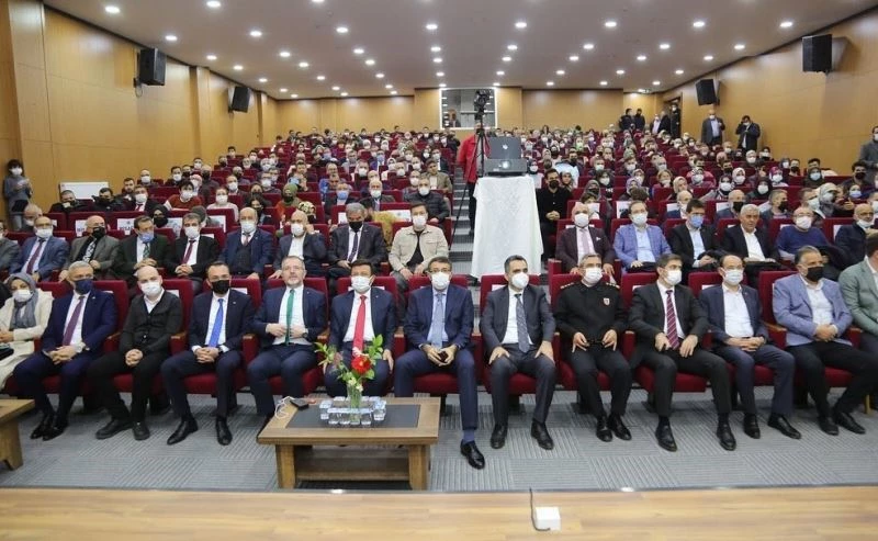 Simav’da “Cami Altı-Hayallerin Peşinde” belgeseli gösterime sunuldu
