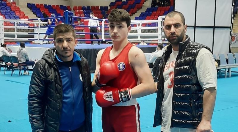 Kütahyalı boksörlerden iki Türkiye derecesi
