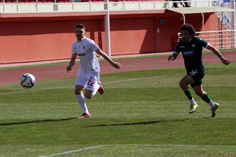 TFF 3. Lig: Gümüşhane Sportif Faaliyetler: 0 - Büyükçekmece Tepecik Spor: 0