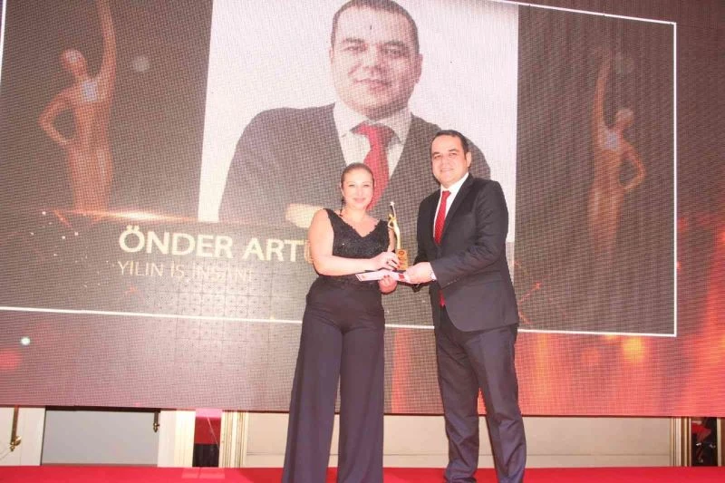 Afyonkarahisar’da uçak parçaları üreten girişimciye “Yılın İşadamı” ödülü
