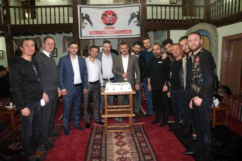 Sivaslı motorcular bir çatı altında toplandı
