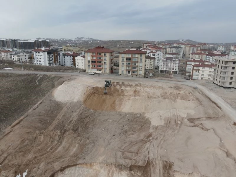 Nevşehir Belediyesi Cevher Dudayev Mahallesi’ne yeni park  kazandırıyor
