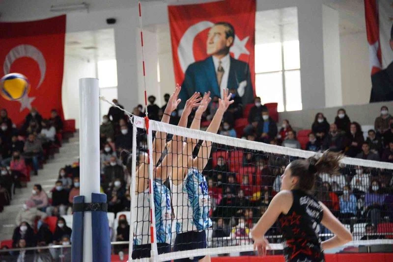 ’Bizim Kızlar’ Kadınlar Voleybol 2. Ligi’ni 5’inci sırada tamamladılar
