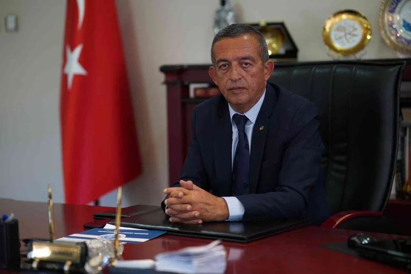 Başkan Tanoğlu: “Kandiller, toplumun manevi değerlerinin güç kazandığı, birlik ve beraberliklerinin pekiştiği, paylaşmanın, komşuluk ve akrabalık hukukunun arttığı çok özel gecelerdir”
