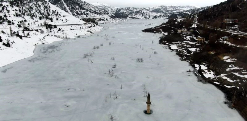 Yağan kar umut oldu, buzların erimesi bekleniyor
