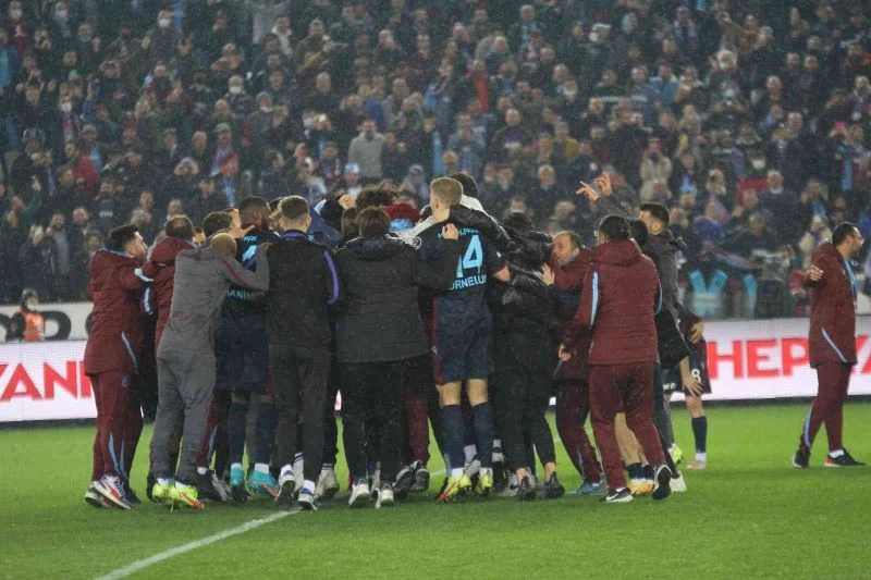 Trabzonspor’u zirvede tutan geri dönüşler

