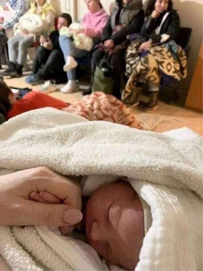 Kiev’deki sığınakta bir bebek doğdu
