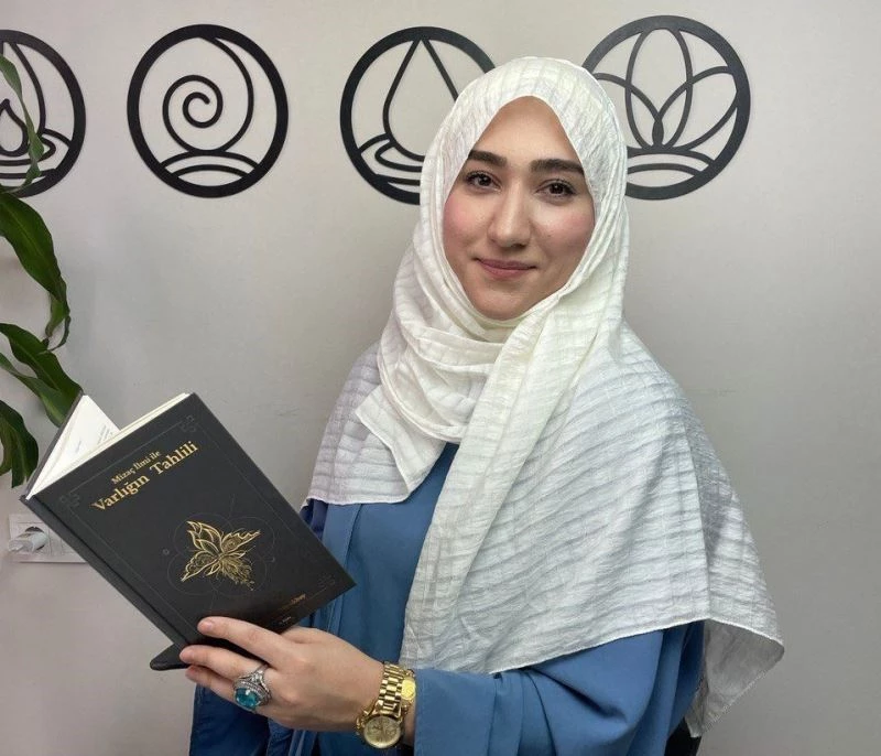 Bu kitap, okuyucuyu kendini tanıyabileceği farklı bir yolculuğa çıkaracak
