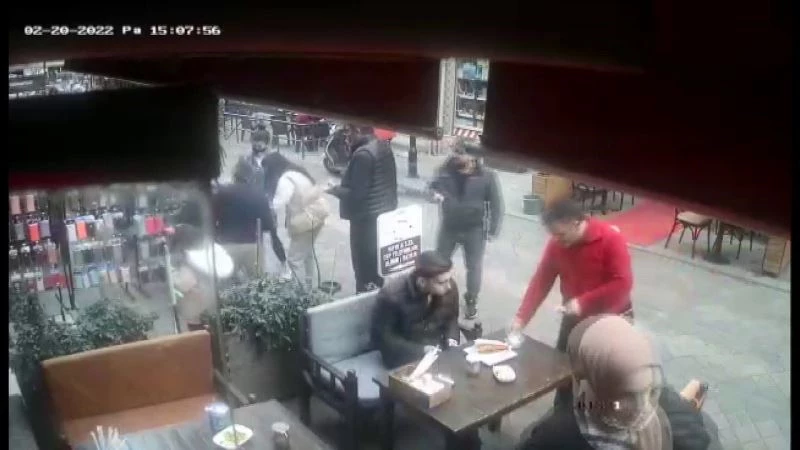 Pendik’te yeni esnafa hırsızlık şoku: ’Ben de esnafım’ diyerek 40 bin TL’lik telefon çaldı
