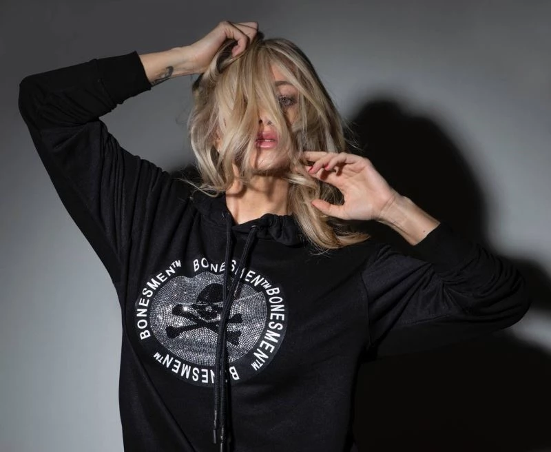 Lüks sokak markası, Ukrayna’daki satışlarını askıya aldı
