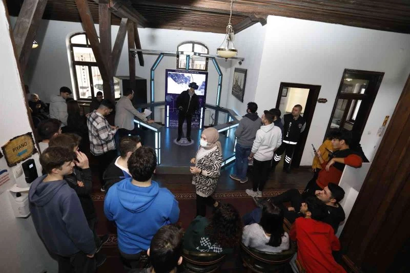 Öğrenciler sanal gerçeklik turnuvasında yarıştı
