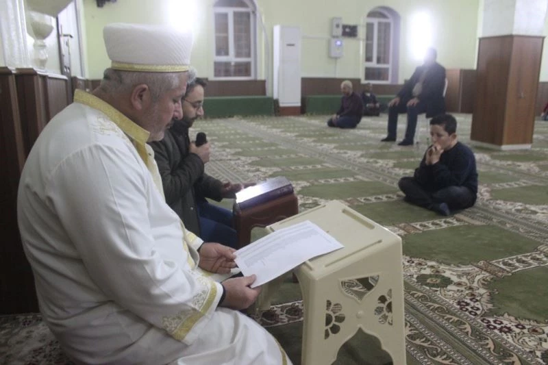 Yavuzeli’nde Miraç Kandili’nde mevlit okutuldu
