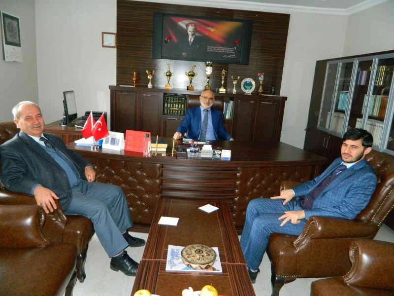 Ardahan Müftüsü Dr. Hayri Erenay, din görevlileriyle bir araya geldi
