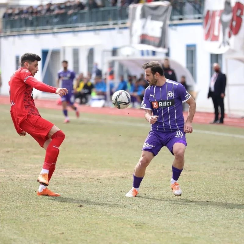 Afyonspor’un inişli çıkışlı grafiği sürüyor
