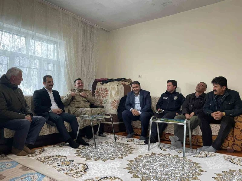 Çığ şehitlerinin ailelerine ziyaret
