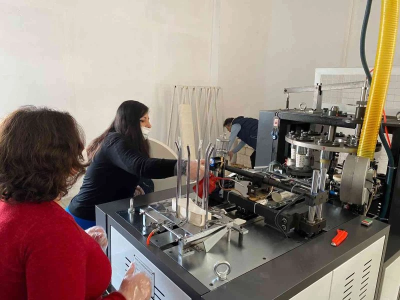 Pandemiyi fırsata çeviren kadın kendi tesisini kurdu
