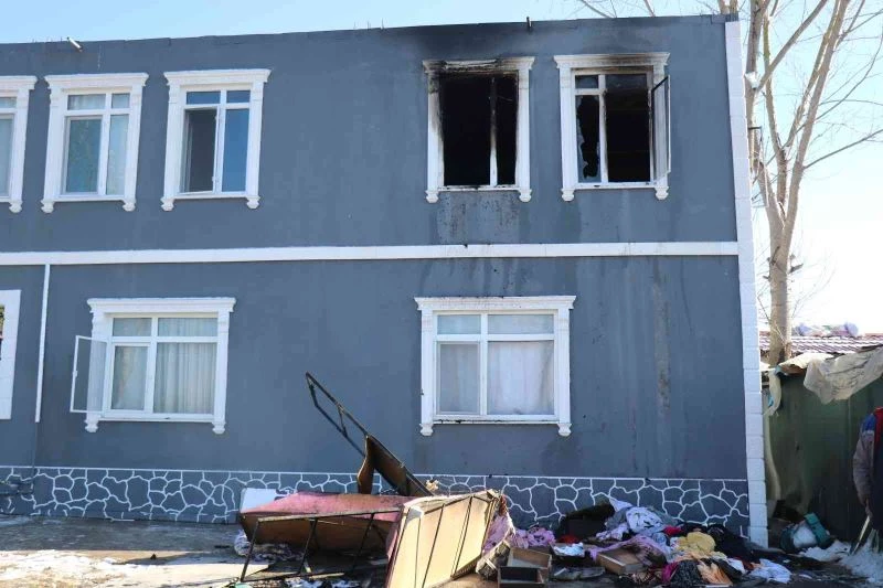 Yangında ağır yakalanmıştı: 8 yaşındaki çocuktan kötü haber 