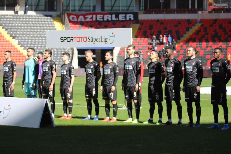 Sivasspor, ligde 7. yenilgisini aldı
