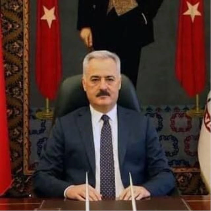 Isparta Valisi Ömer Seymenoğlu’nin Covid 19 testi pozitif çıktı
