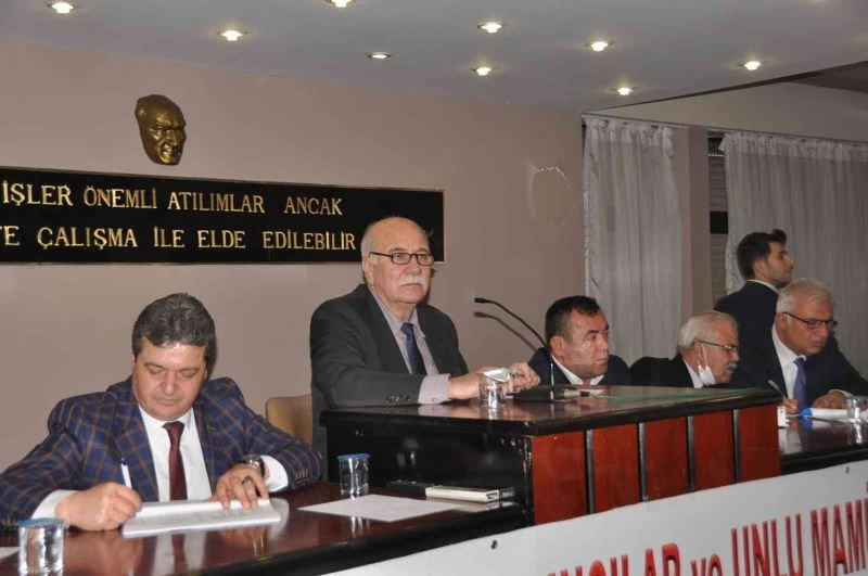 Fırıncılar Tunç’la devam kararı aldı
