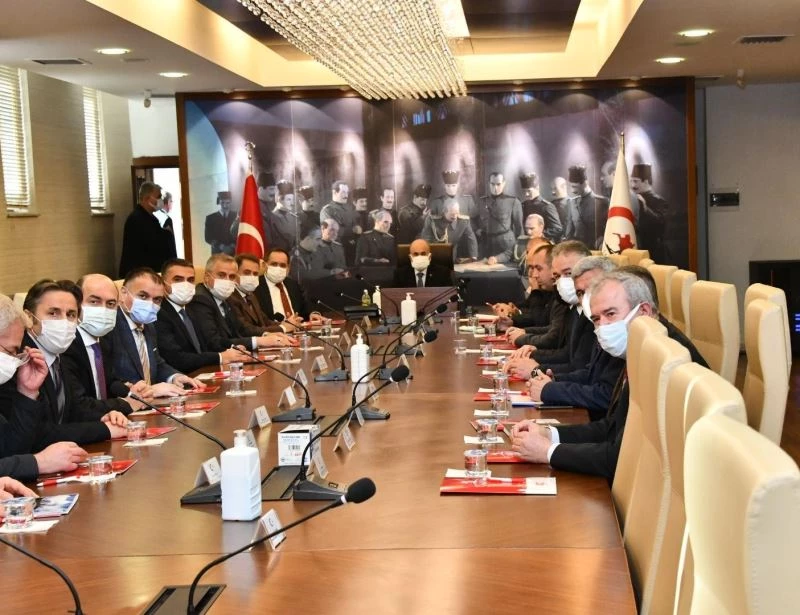 ‘TEKNOFEST sayesinde yetişmiş insan kaynağı artacak’
