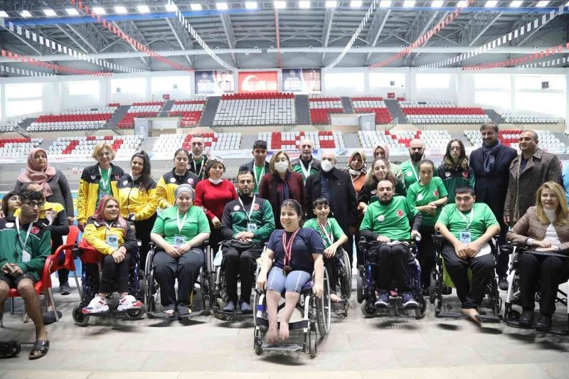 Şahin: “Gaziantep modeli size deniz olmadan da yüzme şampiyonu nasıl olunacağını gösterir”
