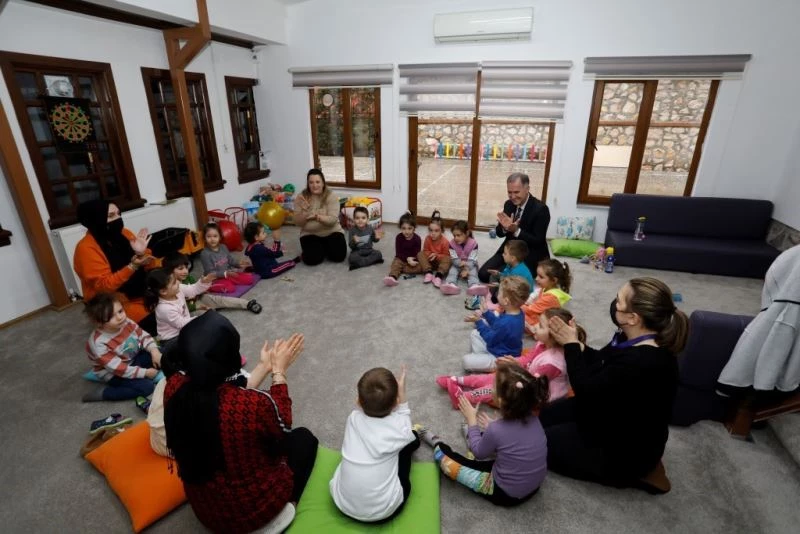 Beşinci Mevsim Kreşi yeni yerinde hizmete girdi
