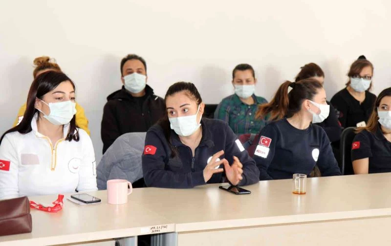 2021 yılında 99 bin 949 hastaya ambulans görevlendirildi
