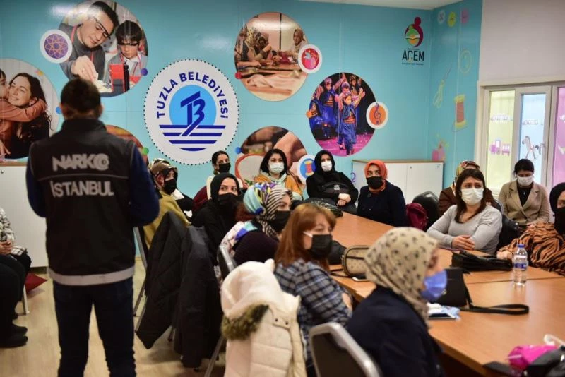 Tuzlalı anneler, ‘En İyi Narkotik Polisi Anne’ eğitimlerine başladı
