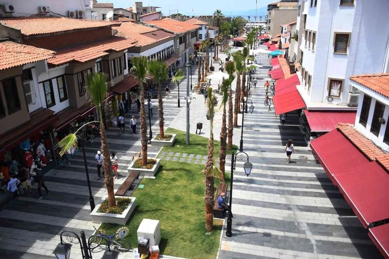 Kuşadası Belediyesi pandemiye rağmen yatırımlara devam ediyor
