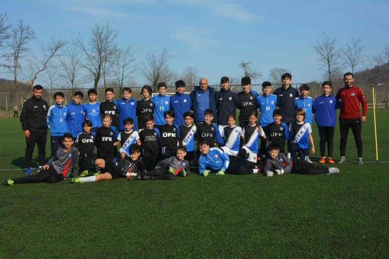 Ordulu beden eğitimi öğretmeni, açtığı kulüpte geleceğin sporcularını yetiştiriyor
