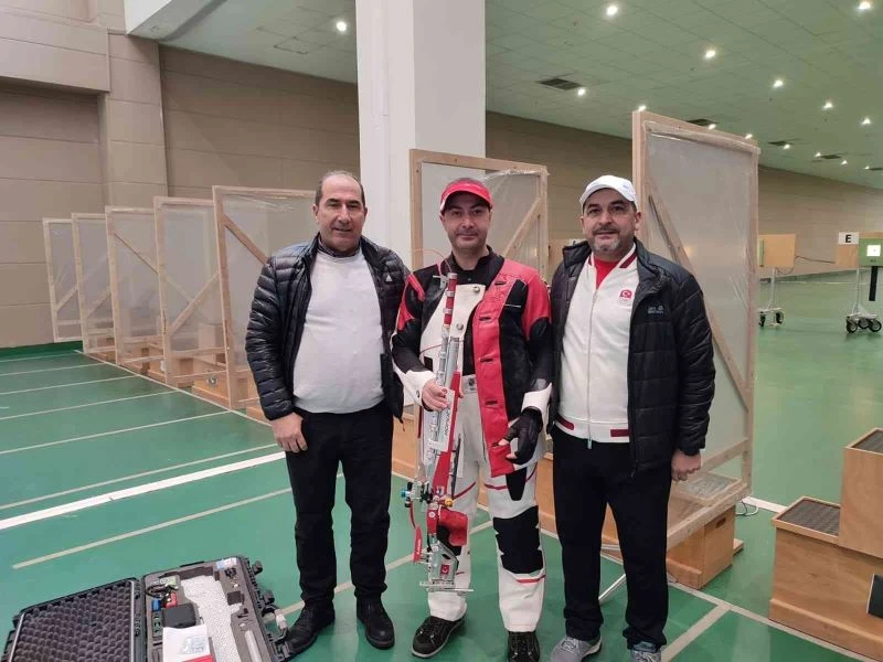 Ömer Akgün’den şampiyonluklara ambargo
