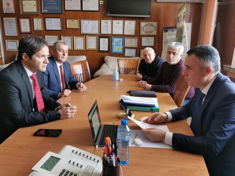 Edirne’den yola çıkan heyet Bulgaristan Kırcaali’de Covıd-19’a dikkat çekti
