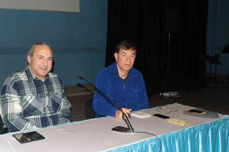 Balıkesirspor Teknik Direktörü Giray Bulak içini döktü
