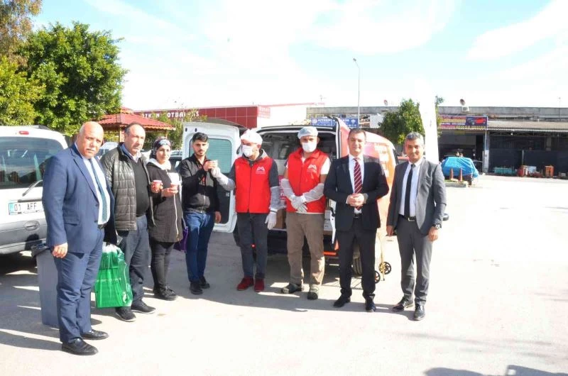 Tarsus’ta sanayi esnafına kaynar ikramı
