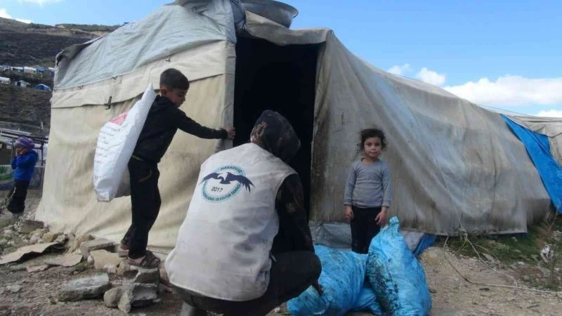 Eskişehirli dernekten İdlib’e kömür yardımı
