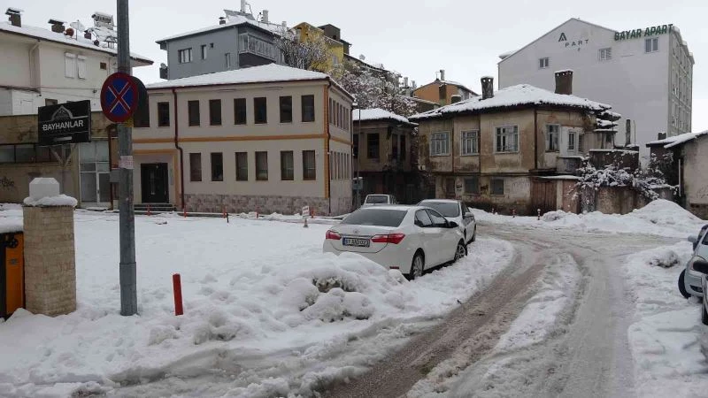 Isparta’da kar tedirginliği
