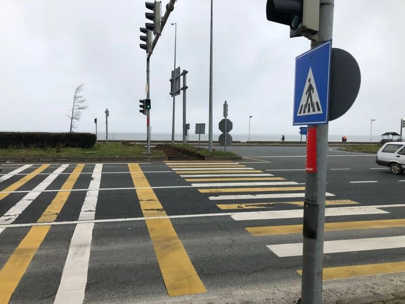 Orta refüjde biten yaya geçidi için çalışma başlatıldı
