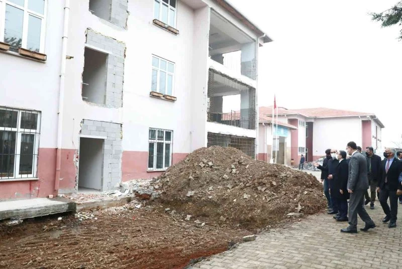 Hamiyet Sevil İlkokulunda güçlendirme
