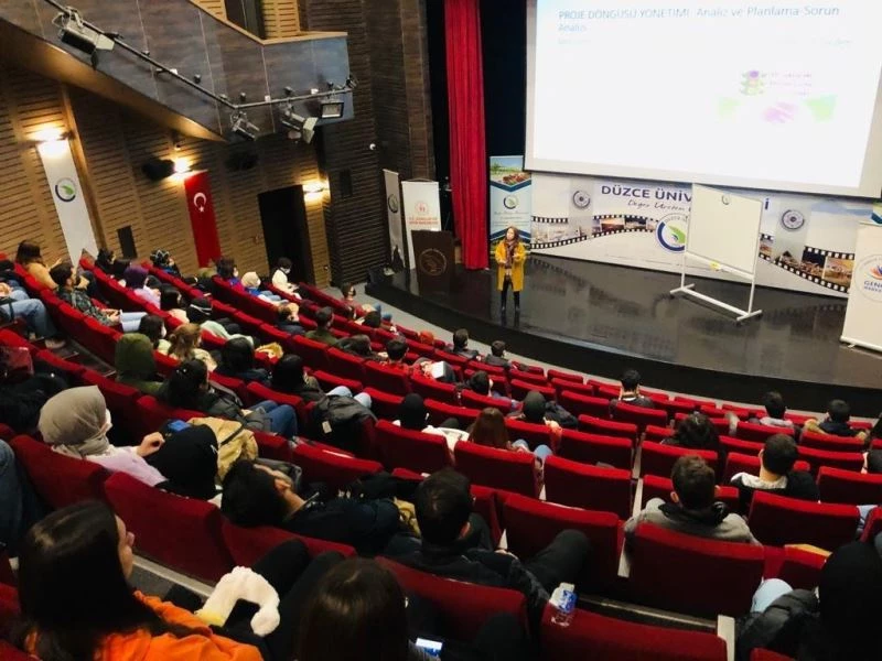 Proje döngüsü yönetimi eğitimi verildi
