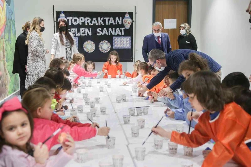 Çini karo boyama etkinliği
