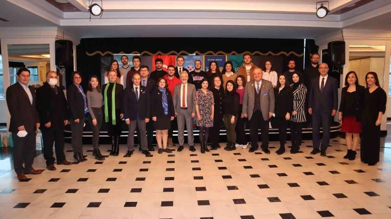 Gençlerle yarına bir adım
