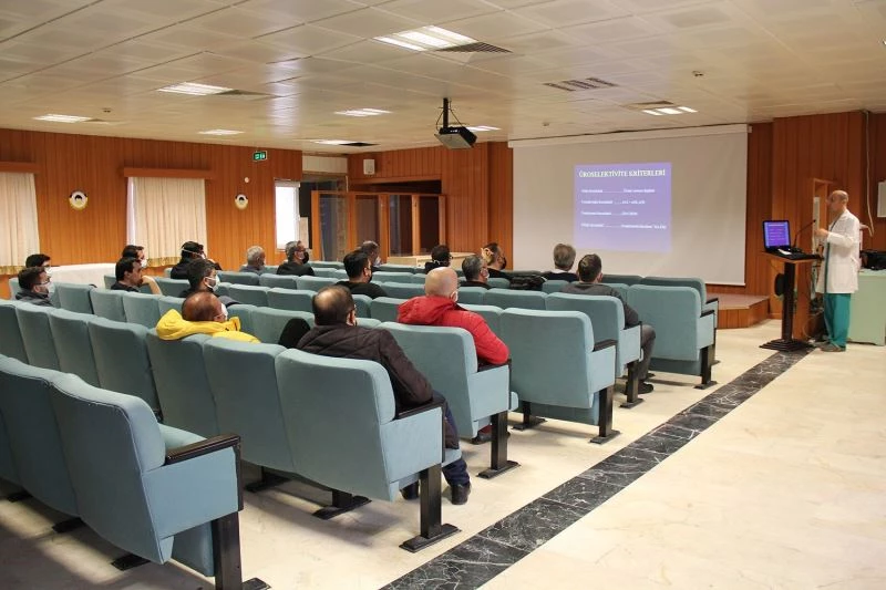 Prof. Dr. Orhan, “Prostat büyümesinde özelikle 50 yaş üstü erkeklerde dikkatli takip edilmesi gerekiyor”
