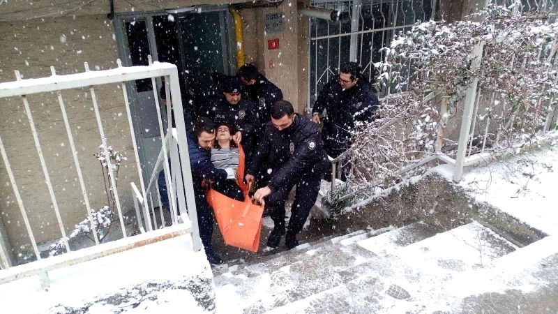 Çorlu’da akraba dehşeti: Üvey teyzesini vahşice öldürdü, eşini de yaraladı
