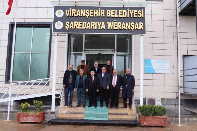 Akyürek’ten Viranşehir Belediyesine ziyaret
