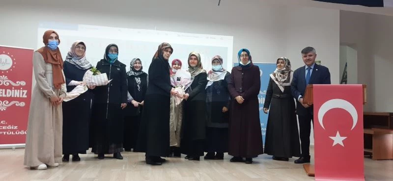 Köyceğiz’de “Değişen Dünyada Kadın Olmak” konulu konferans düzenlendi
