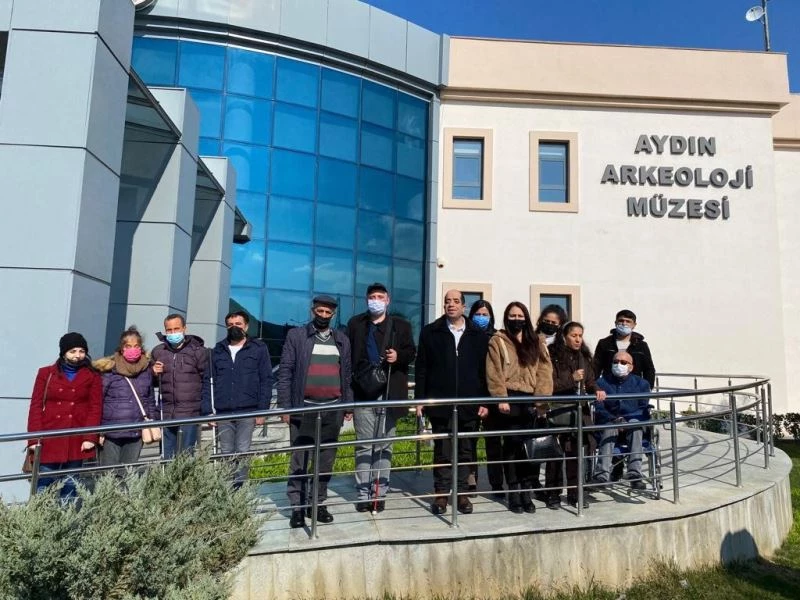 Gönül gözüyle Arkeoloji Müzesi’ni gezdiler
