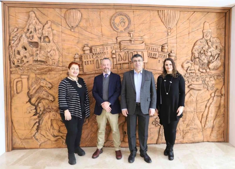 ABD Büyükelçiliği İngilizce Eğitim Ataşesi Roger Cohen’den NEVÜ’ye Ziyaret
