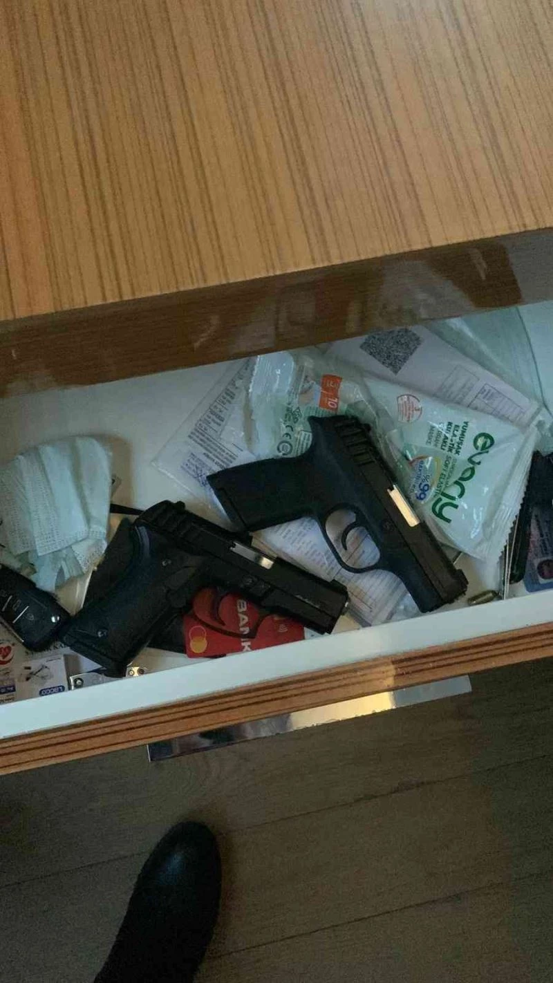 Araç kiralama yöntemi ile vatandaşları dolandıran çeteye operasyon: 13 gözaltı
