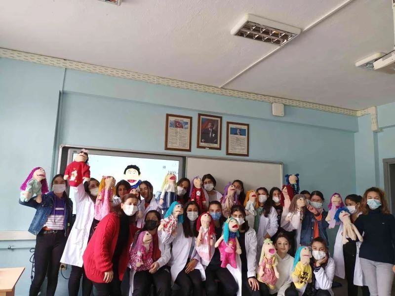 Köyceğiz’de kukla tasarımı eğitimleri devam ediyor
